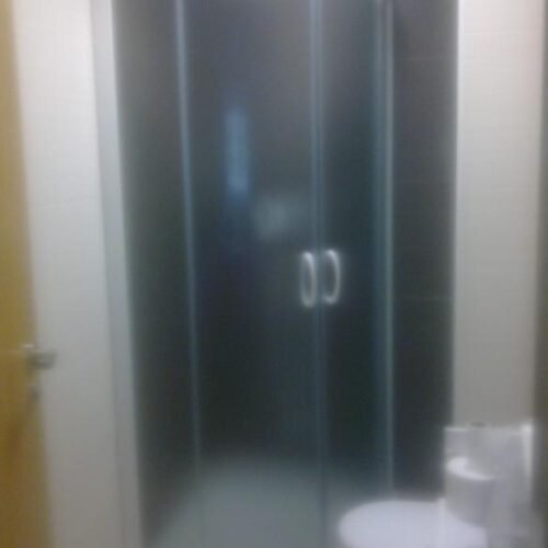 Efraín Carpintería Metálica (Murcia) - Productos - Mamparas